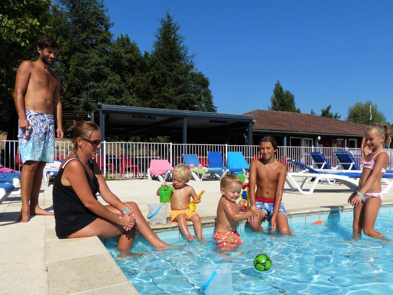 Camping Les Portes Du Beaujolais Anse Luaran gambar